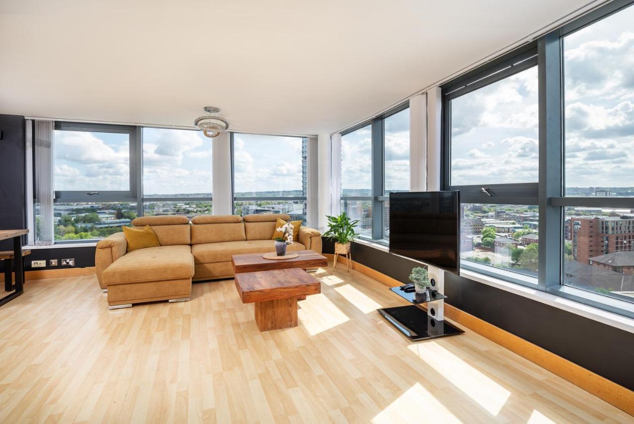 Апартаменти Leeds Most Stunning Penthouse! - Sleeps 8 Екстер'єр фото